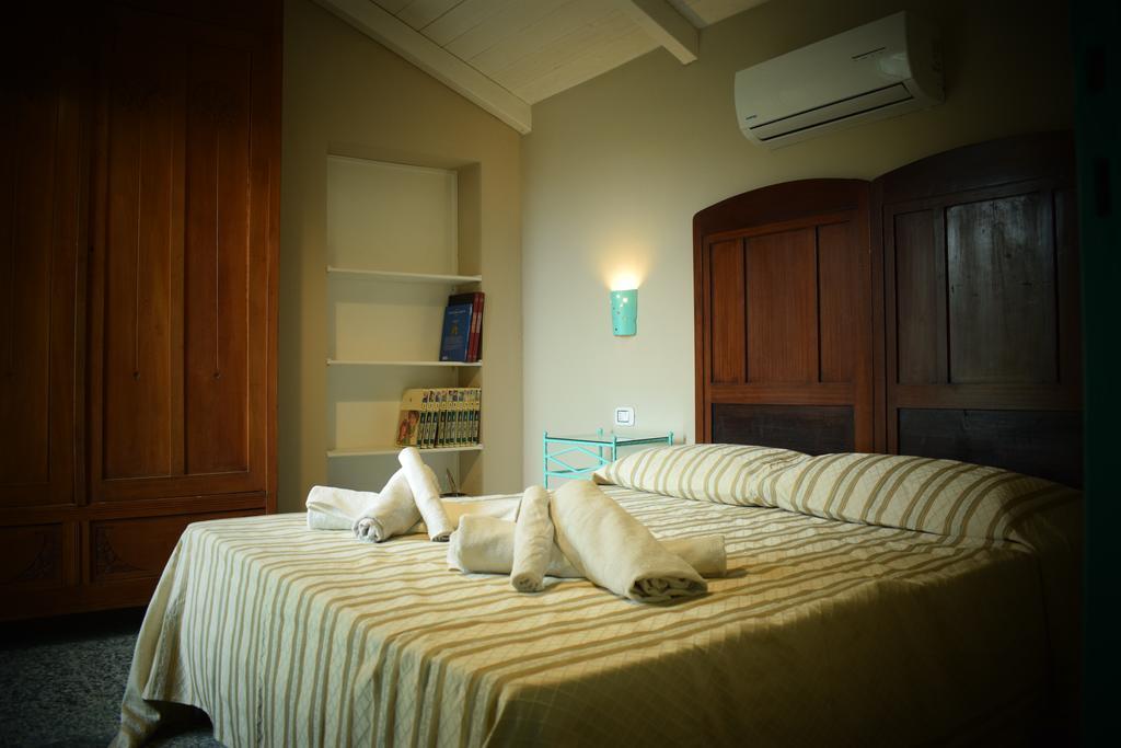 Corte Boero Bed&Breakfast Capoterra Exterior foto